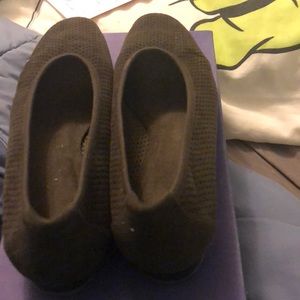 Stuart Weitzman size 9 brown shoes